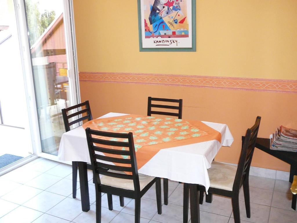 Heviz Erika Apartman Pokój zdjęcie